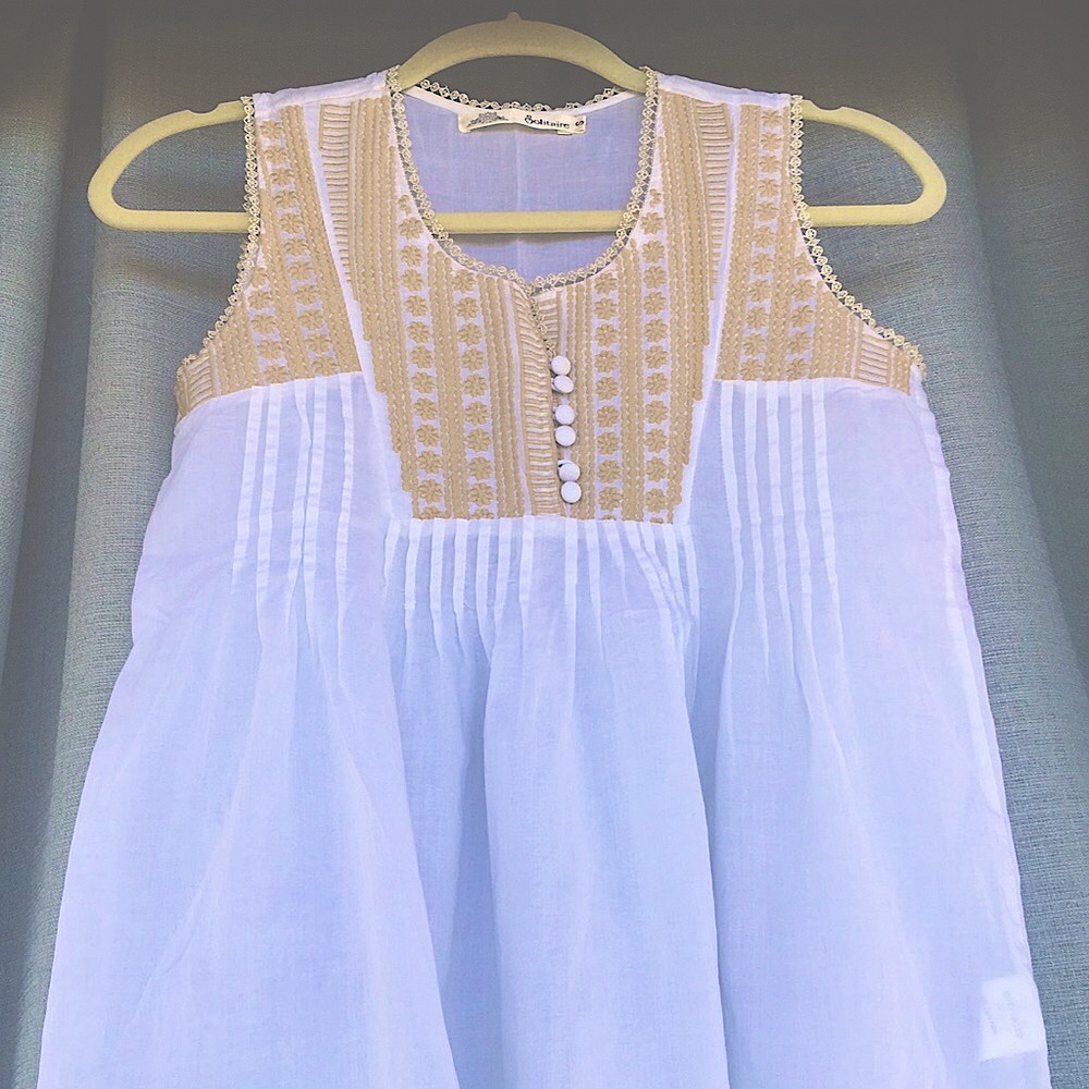 2/$20 🎈 White boho blouse by Solitaire